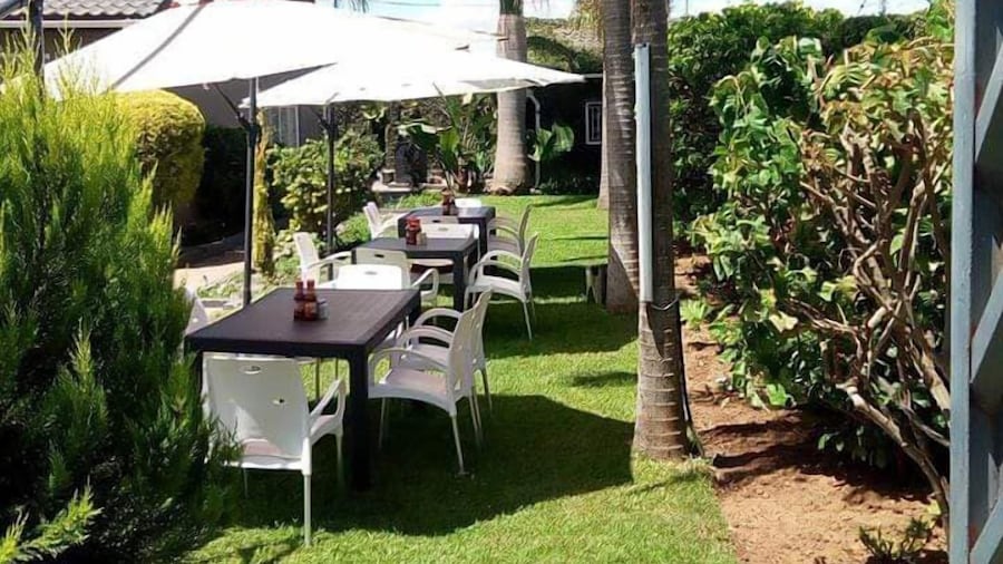 Sago Palm Executive Lodge