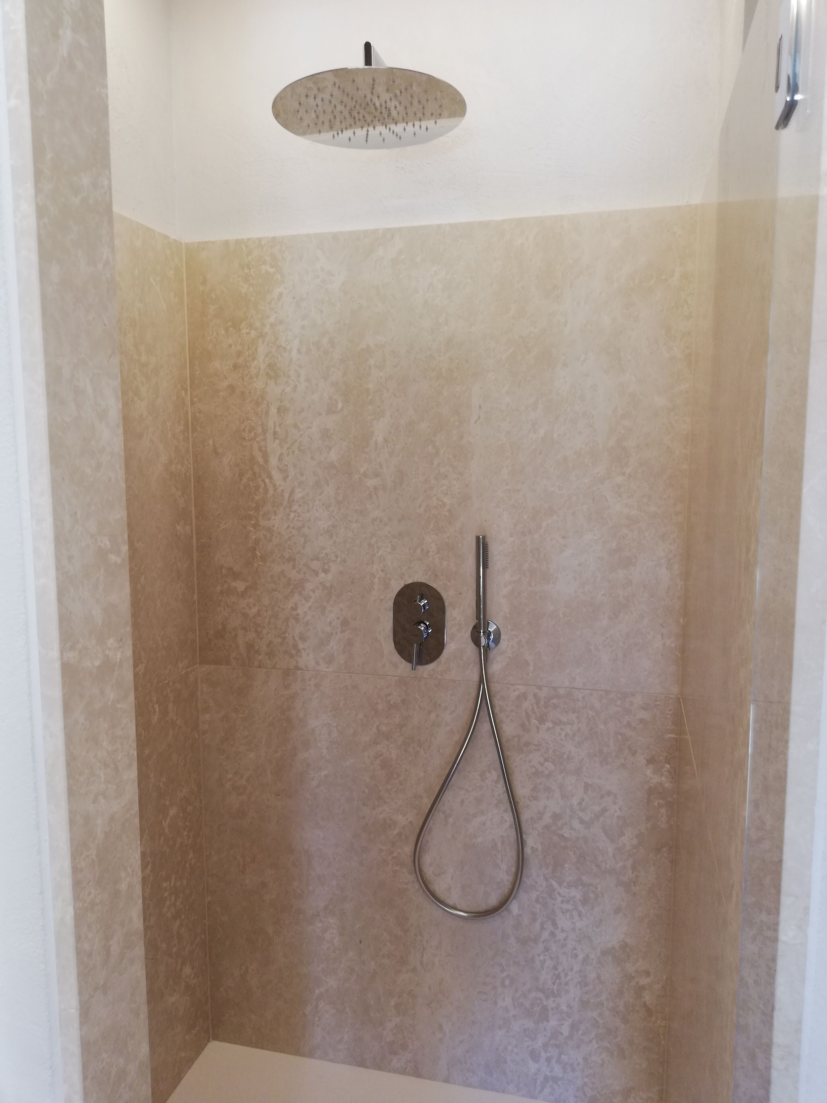 Dusj på badet