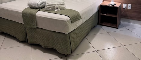 Double Room | Minibar, free WiFi, bed sheets