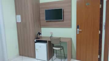 ميني بار وواي فاي مجانًا وملاءات أسرّة