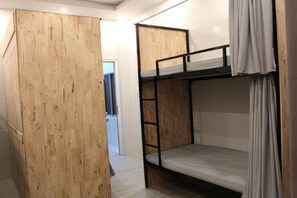 Chambres insonorisées, Wi-Fi gratuit, draps fournis