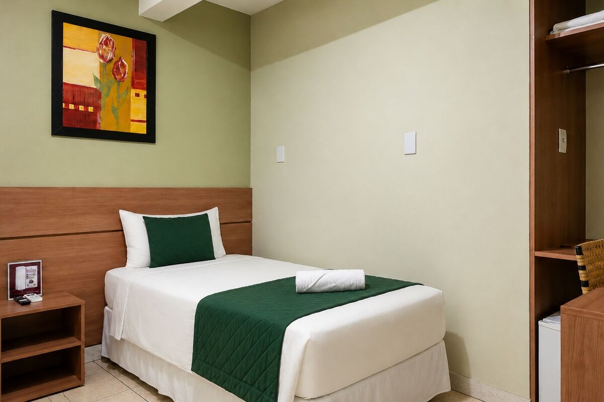 Minibar, wifi gratis y ropa de cama 
