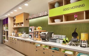 Desayuno para llevar gratuito y diario