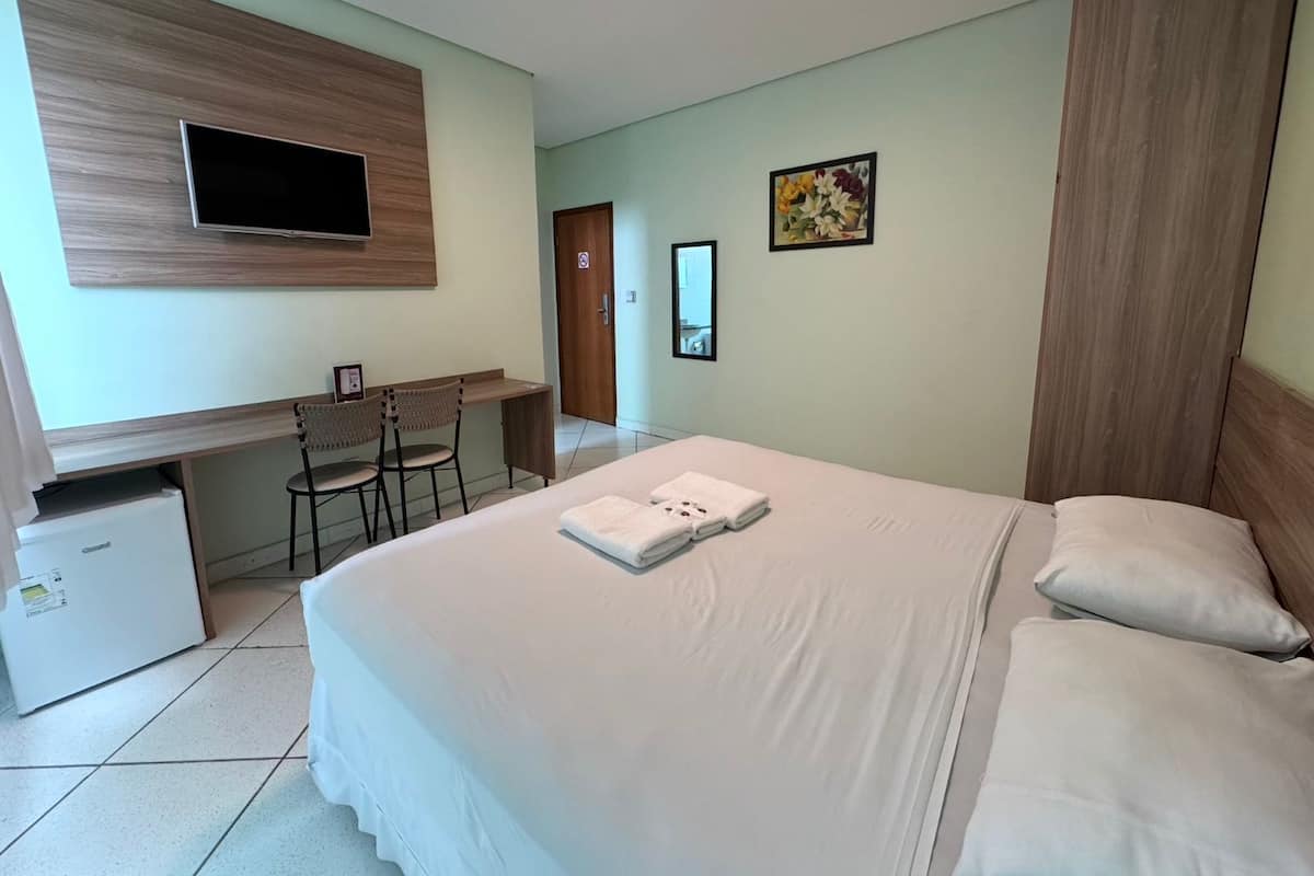 Standard Double Room | Desk, free WiFi, bed sheets