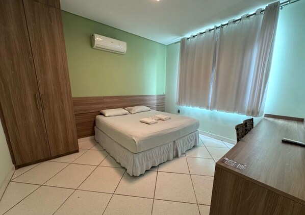 Habitación doble estándar | Escritorio, wifi gratis y ropa de cama 