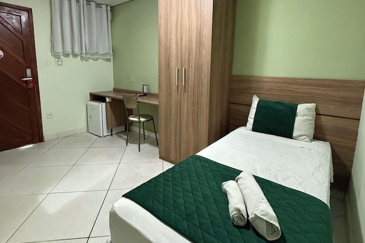 Desk, WiFi (free), bed sheets
