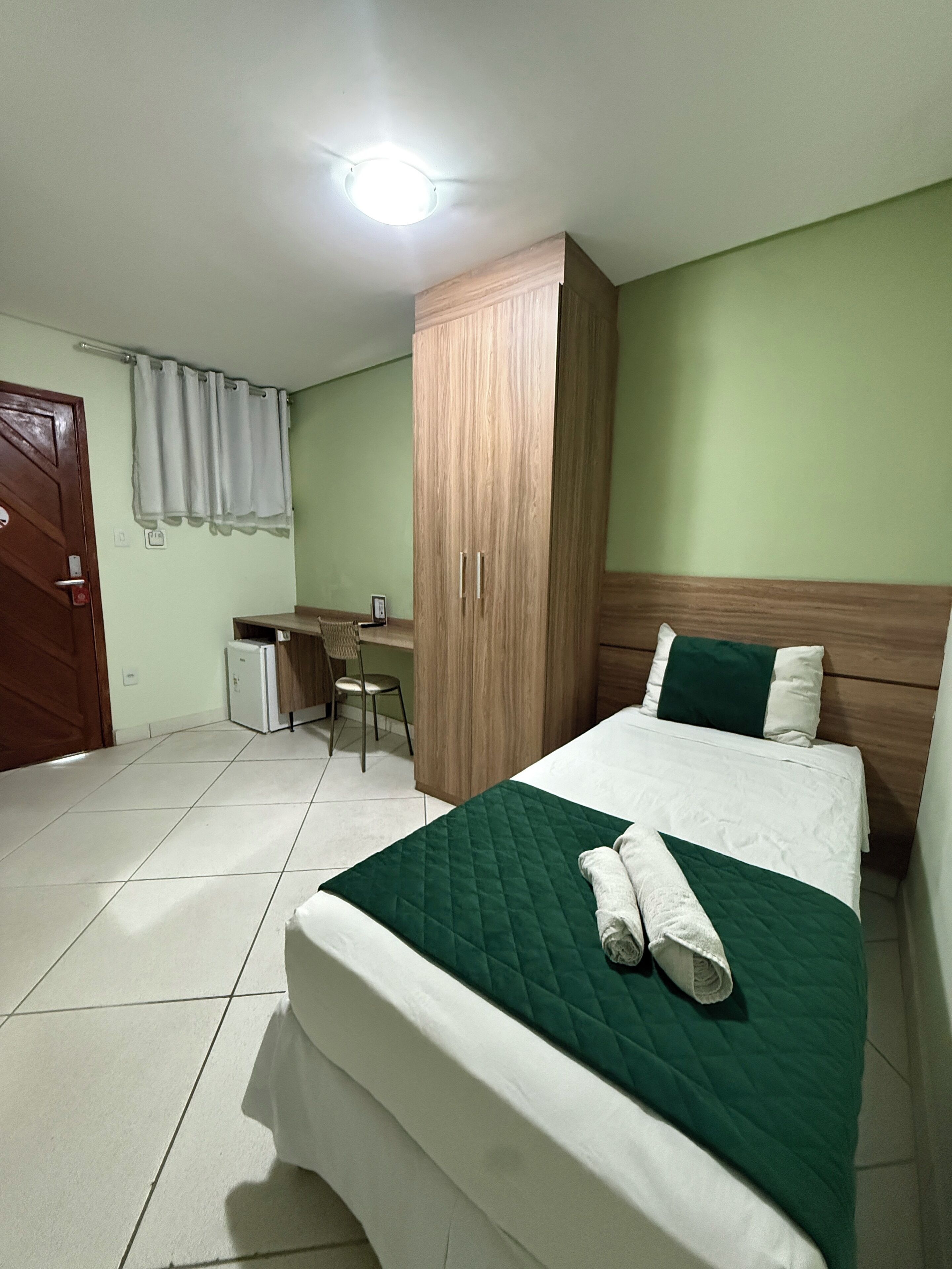 Chambre Simple Standard | Bureau, Wi-Fi gratuit, draps fournis