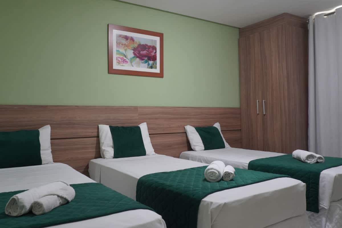 Economy Triple Room