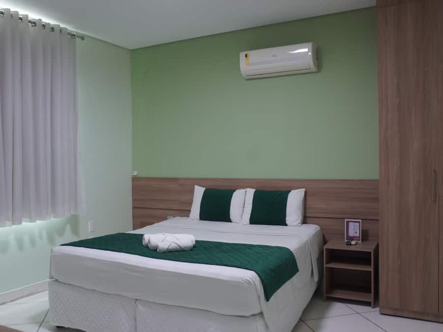 Standard Double Room | Desk, WiFi (free), bed sheets