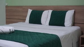 Standard Double Room | Desk, WiFi (free), bed sheets - Domus Hotel Cidade Nobre – Ipatinga (Ipatinga)