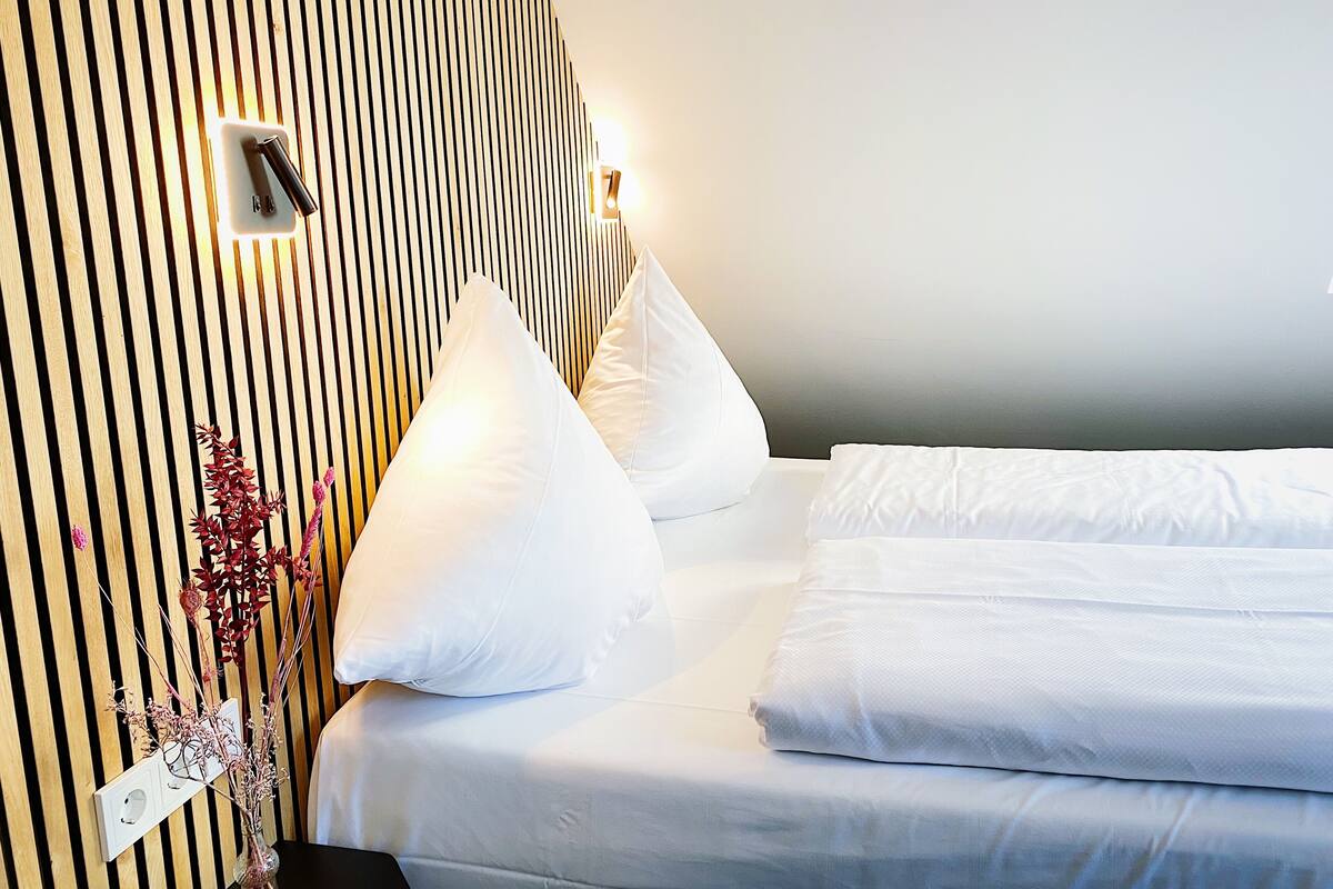 double room | minibar, in-room safe, desk, blackout curtains