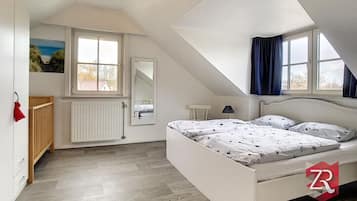 3 chambres, fer et planche Ă  repasser, lit parapluie, Wi-Fi