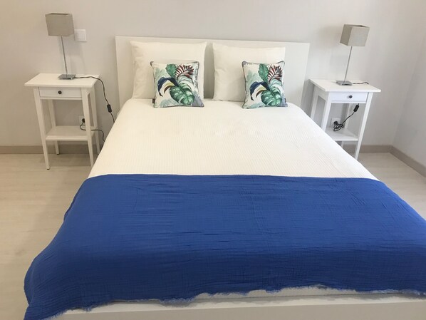 1 bedroom, WiFi, bed sheets