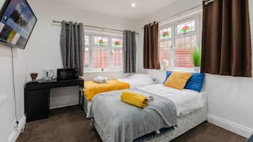 Economy Double Room | Free WiFi