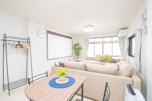 Living area - AMP FLAT Kego (Fukuoka)