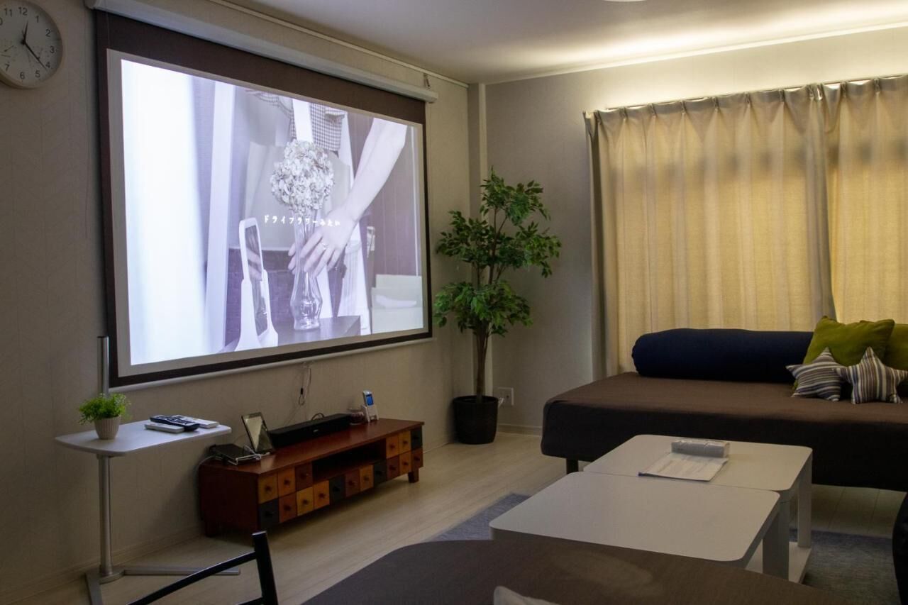 ファミリータイプ | リビング エリア | 薄型テレビ