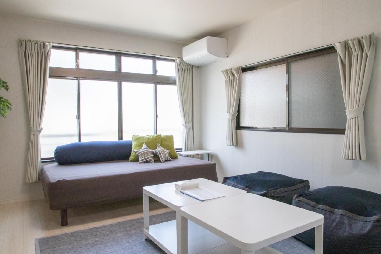 Family Type | Living area | Flat-screen TV