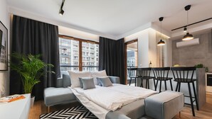 Exclusive Apartment (Grzybowska 104) | 1 bedroom, premium bedding, blackout curtains, iron/ironing board - YourSecondFlat Grzybowska (Warsaw)