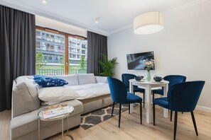 Deluxe Apartment (Grzybowska 55) | Living area - YourSecondFlat Grzybowska (Warsaw)