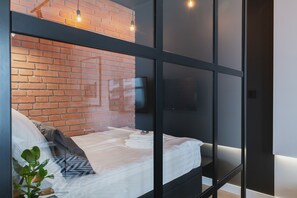 Exclusive Apartment (Grzybowska 84) | 1 bedroom, premium bedding, blackout curtains, iron/ironing board - YourSecondFlat Grzybowska (Warsaw)