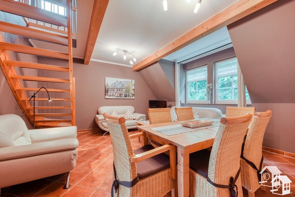 Wohnbereich mit Essplatz Maisonette-Appartement Keilberg