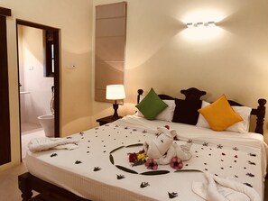 Individually decorated, individually furnished, iron/ironing board - Lake View Bungalow Yala (Thissamaharama)