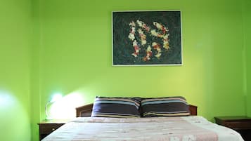 Hypo-allergenic bedding, bed sheets