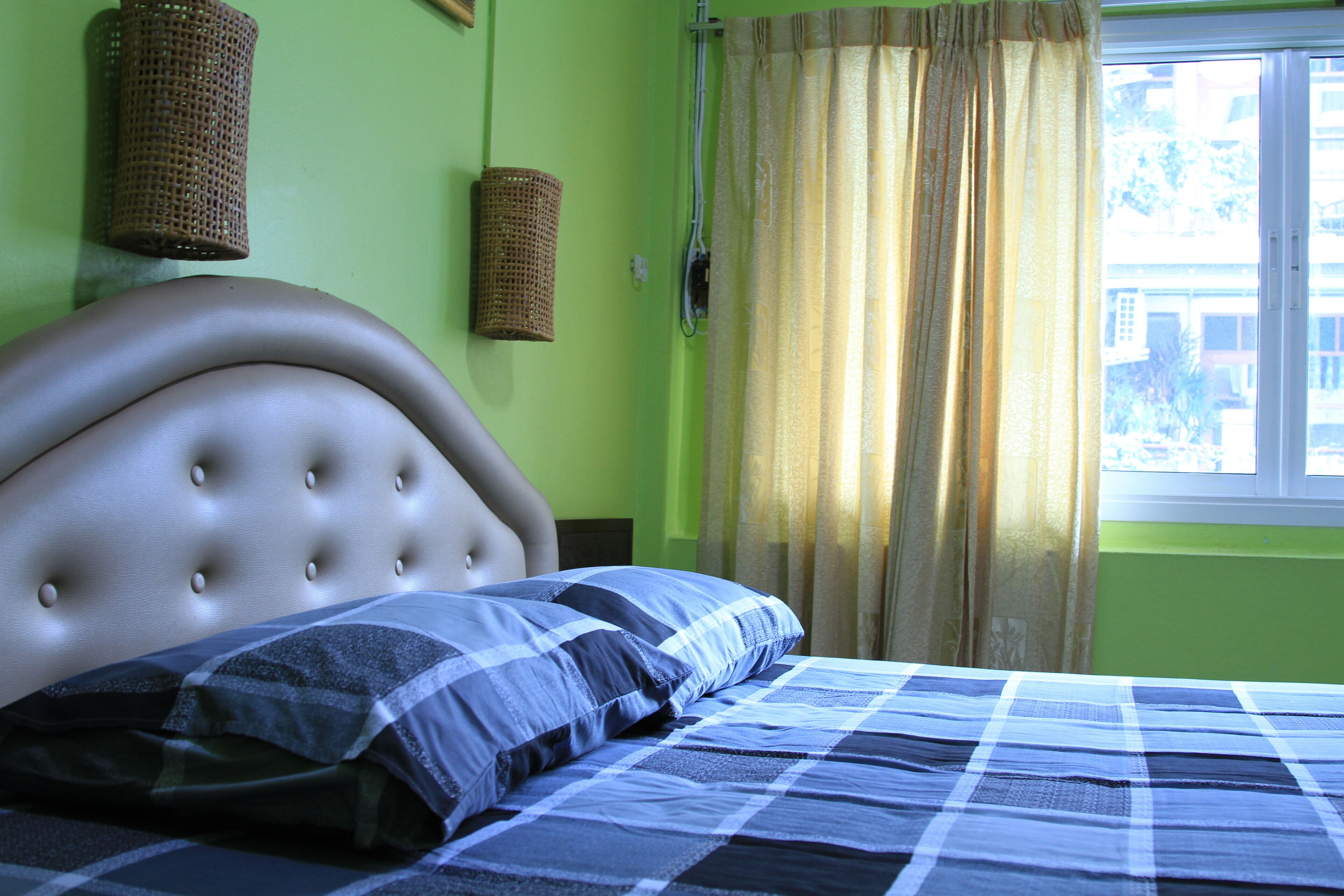 ห้องพัก, ระเบียง | เครื่องนอนป้องกันสารก่อภูมิแพ้, ผ้าปูที่นอน