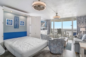 Condo, 1 Bedroom