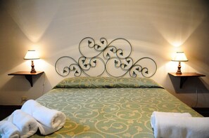 Villa, Private Pool | Blackout curtains, iron/ironing board, free cots/infant beds - Agriturismo Chieteno (Cetona)