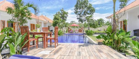 Sundeck