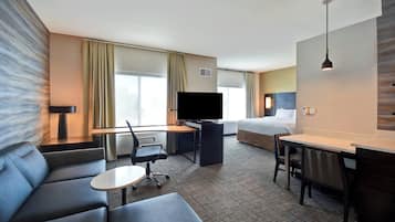 1 habitación, ropa de cama de alta calidad y escritorio