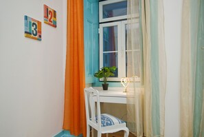 Family Triple Room  with shared toilet | Detalle interior