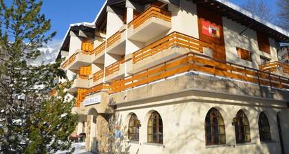 Hotel Alex