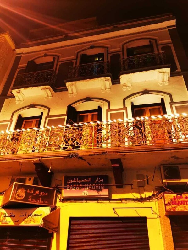Front of property – evening/night