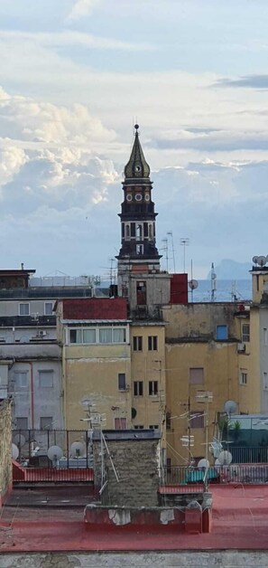 Triple Room, Shared Bathroom | City view - Il Balconcino (Naples)