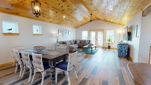 TV - PFC1006 Shared Pool, Ample Parking, Near Restaurants, Pet Friendly (Port Aransas)