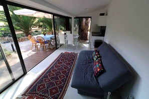 TV - VILLA LA MASCOTTE STUDIO (Cannes)