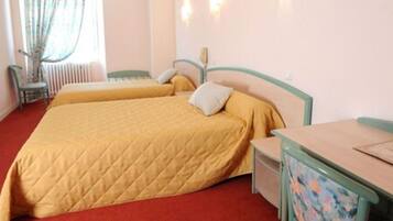 Individually decorated, individually furnished, soundproofing, free WiFi