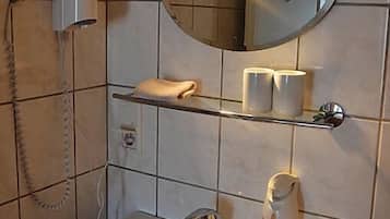 Double Room | Bathroom