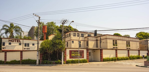 Majoituspaikan julkisivu