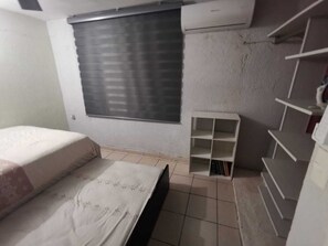 2 bedrooms, WiFi - Apartment Excellent location, near the beach. (El Toreo)