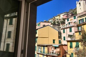 Interior - Central Rio Guesthouse - Double Room with Terrace (Riomaggiore)