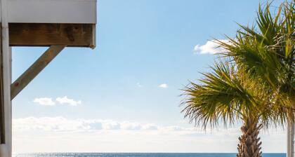 Nauti Dreamz – 4BR Family Beach Retreat, Steps from Oak Island Shore!