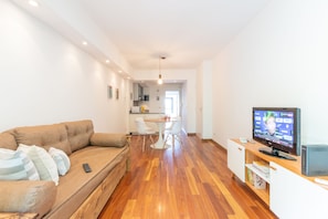 Apartamento | Área de estar | TV de tela plana