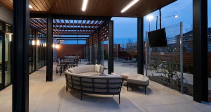 Courtyard by Marriott Charlotte Steele Creek