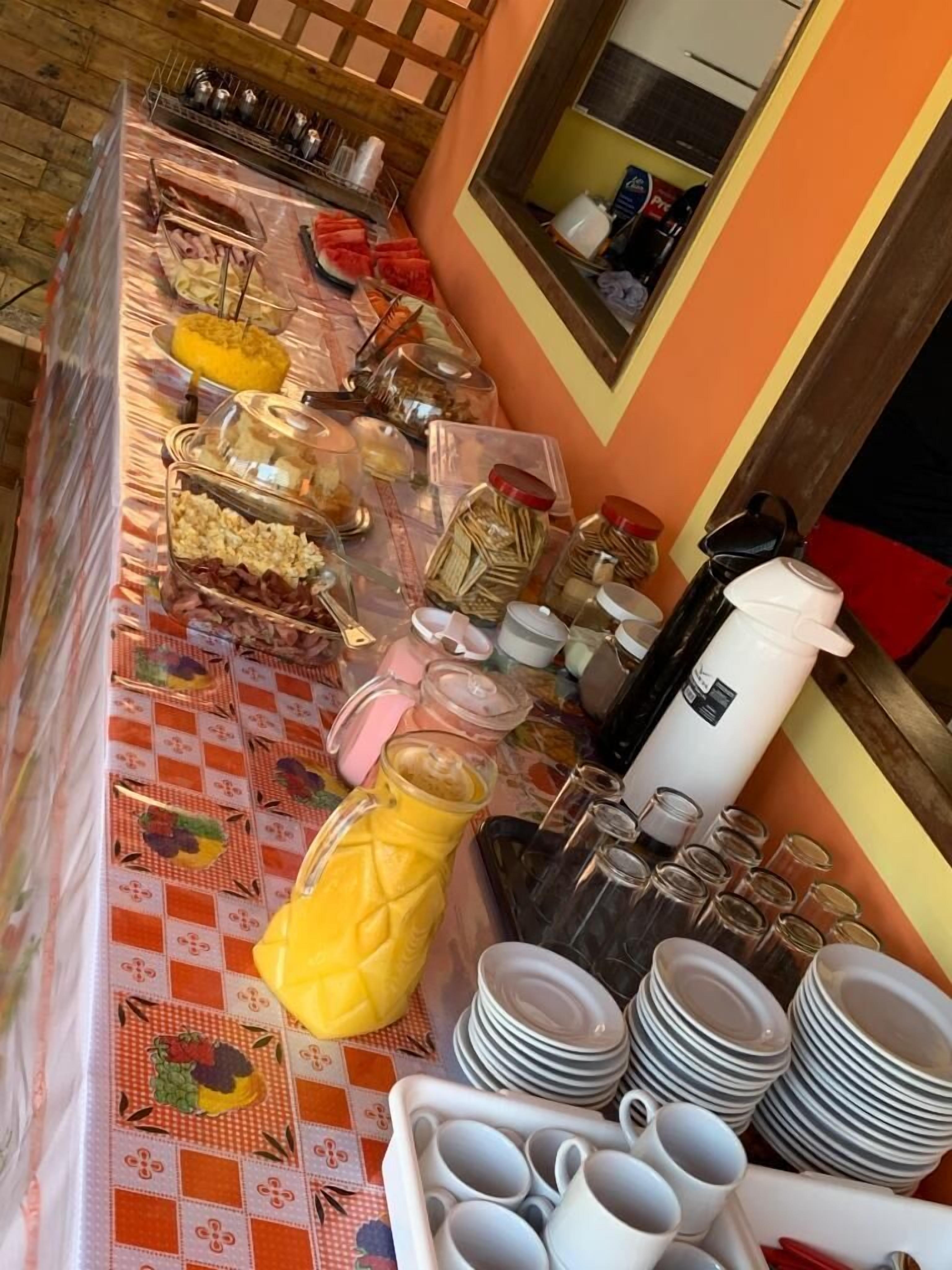 Café da manhã continental grátis todos os dias