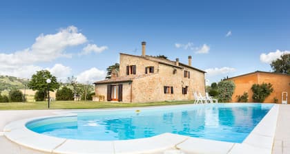 Villa Elisa, Paradies in der Toskana