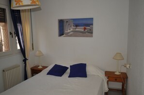 3 bedrooms - Villa 6-8 person private property private pool 800 meters from the sea (Miami Platja)