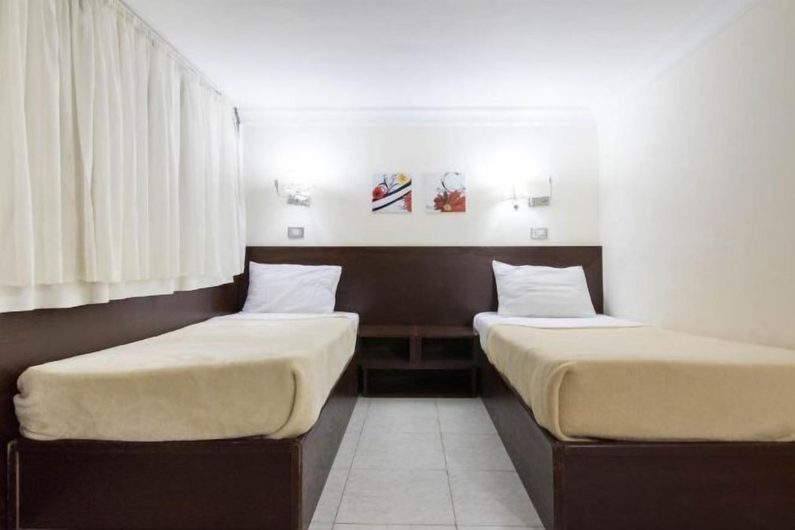 In-room safe, bed sheets, wheelchair access